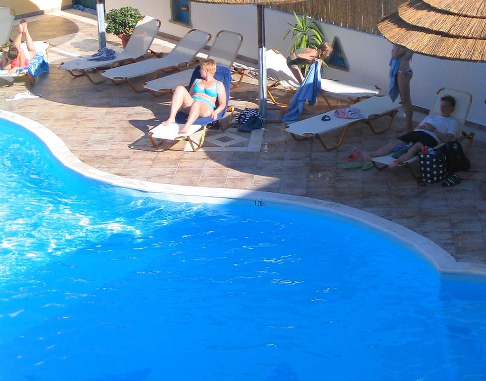 Adriana Hotel 3*
