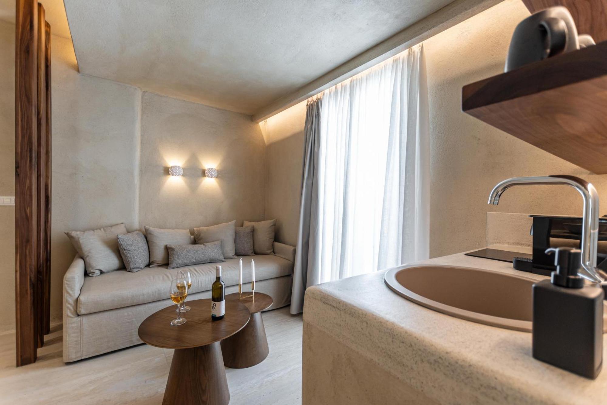 Hotel Adriana 3*